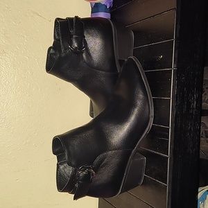 Dream pairs boots size 8
